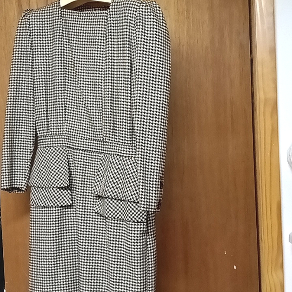 💋 90',s  Valentino 80's -90'sValentino Vintage Lambswool dress nwot - Picture 2 of 7